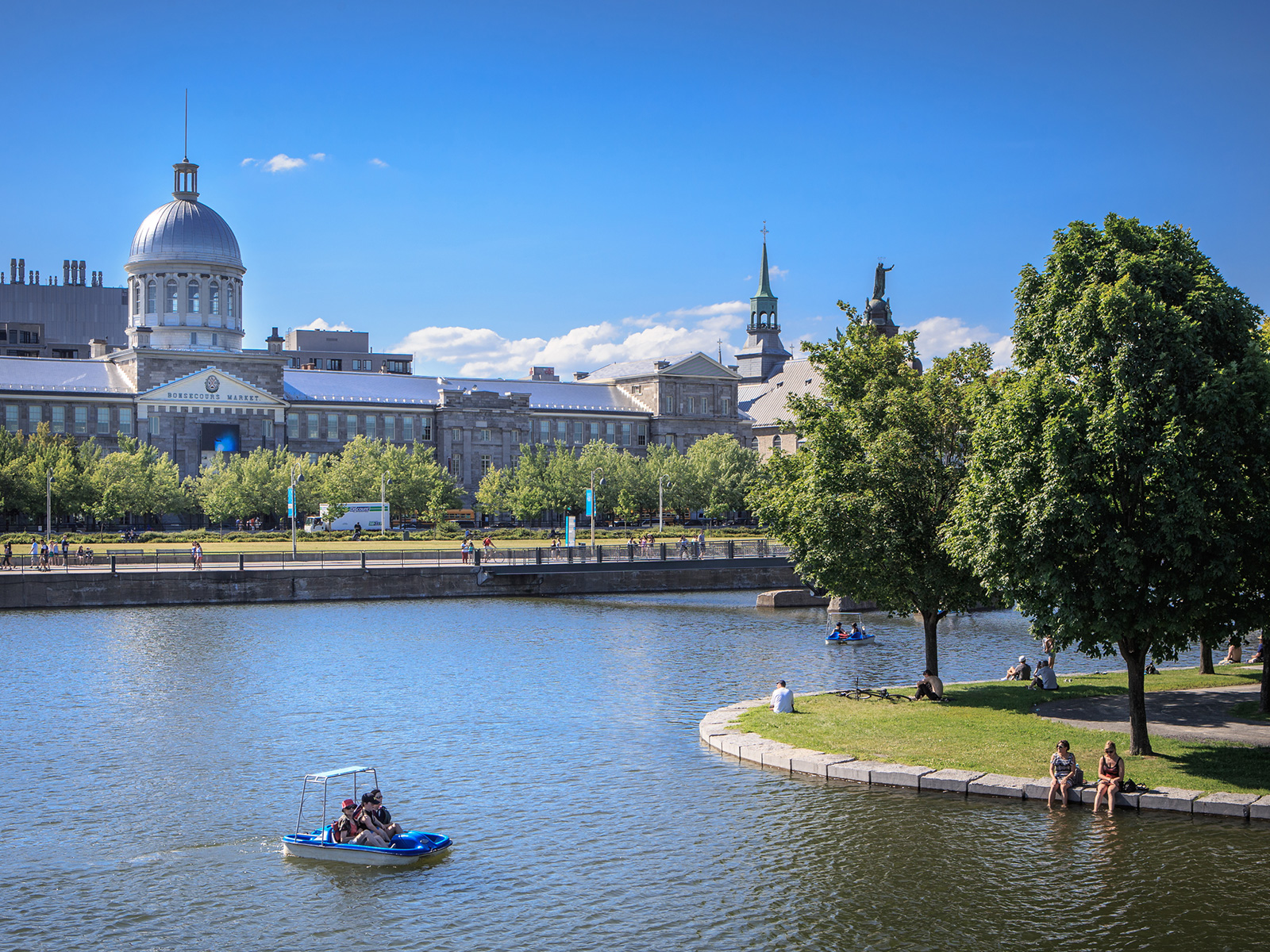 Location de Pédalos par Écorécréo Vieux Port de Montréal