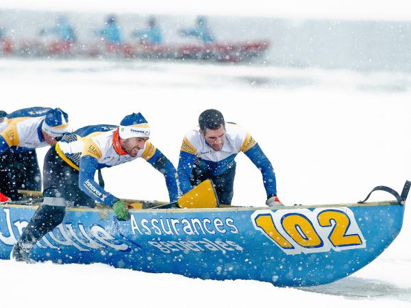 Montreal ice canoe challenge