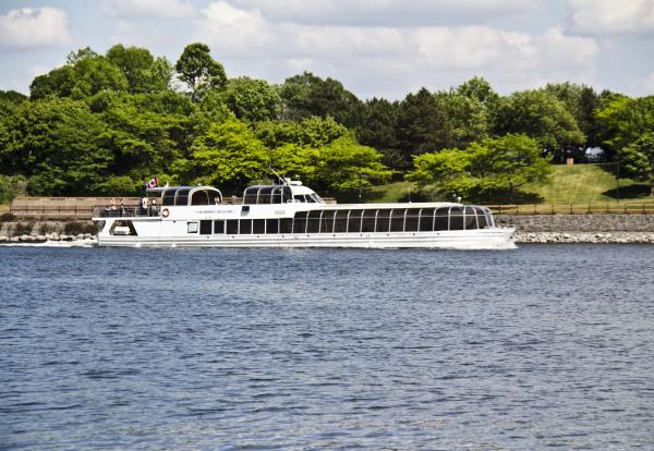bateau mouche